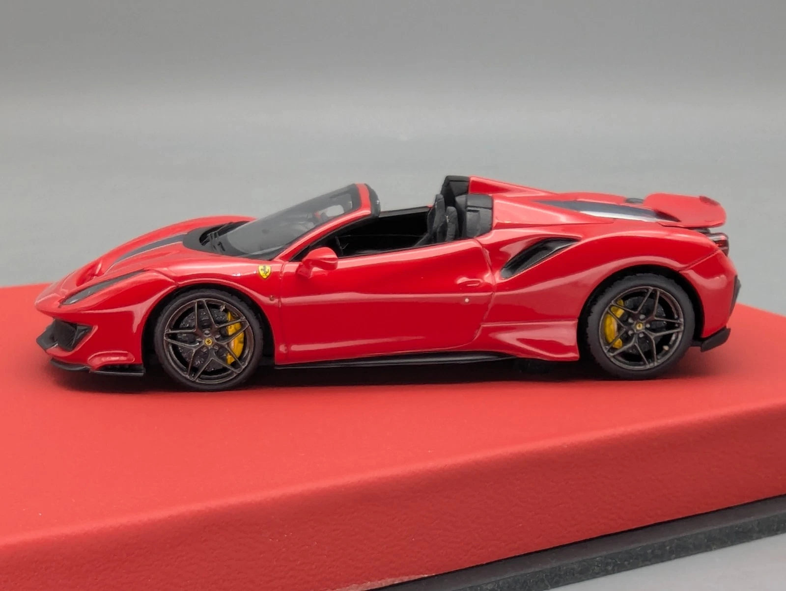 Modellautos 1:43 BBR Ferrari 488 Pista Spider RHD 2019 Limitiert 01/05 OVP