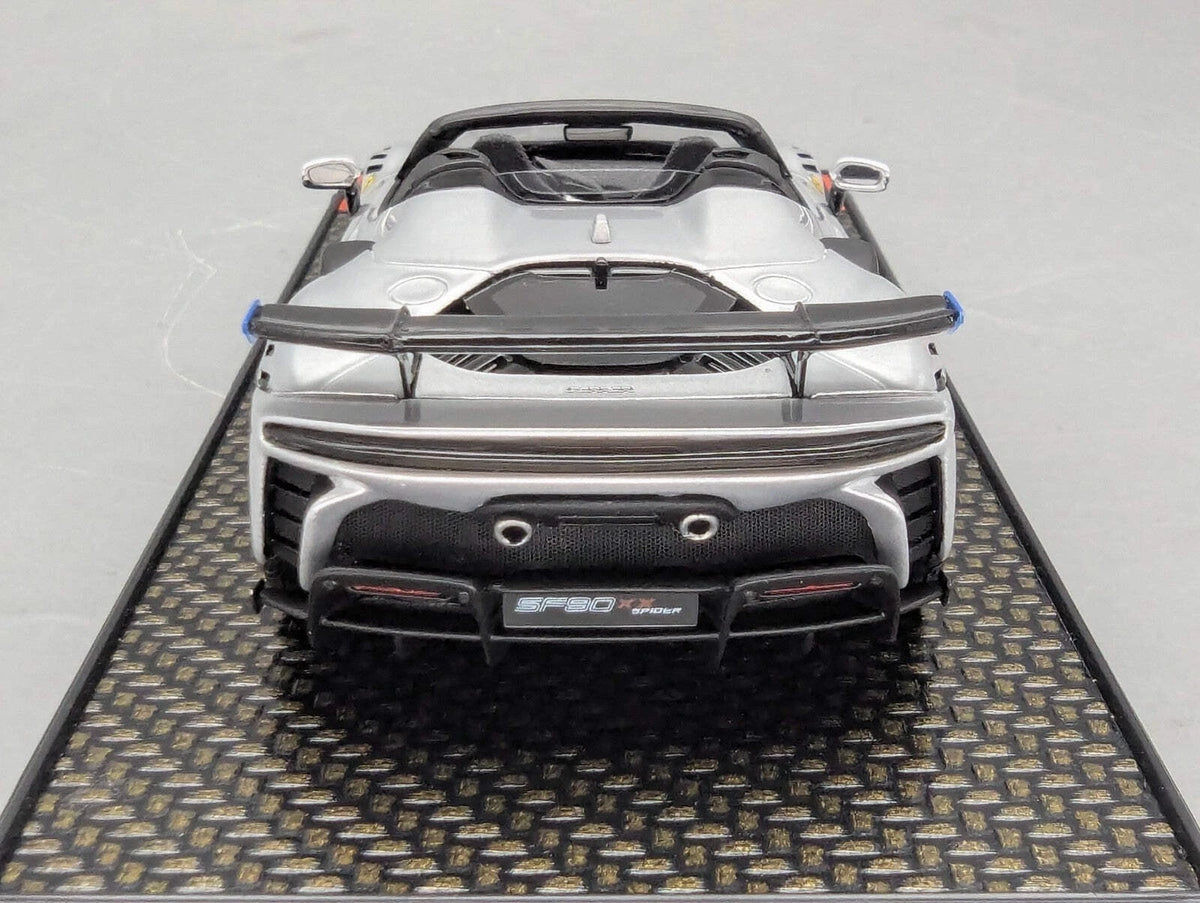 Modellautos 1:43 BBR Concept43 Ferrari SF90 XX Spider Ltd 05/30 Argento NB OVP