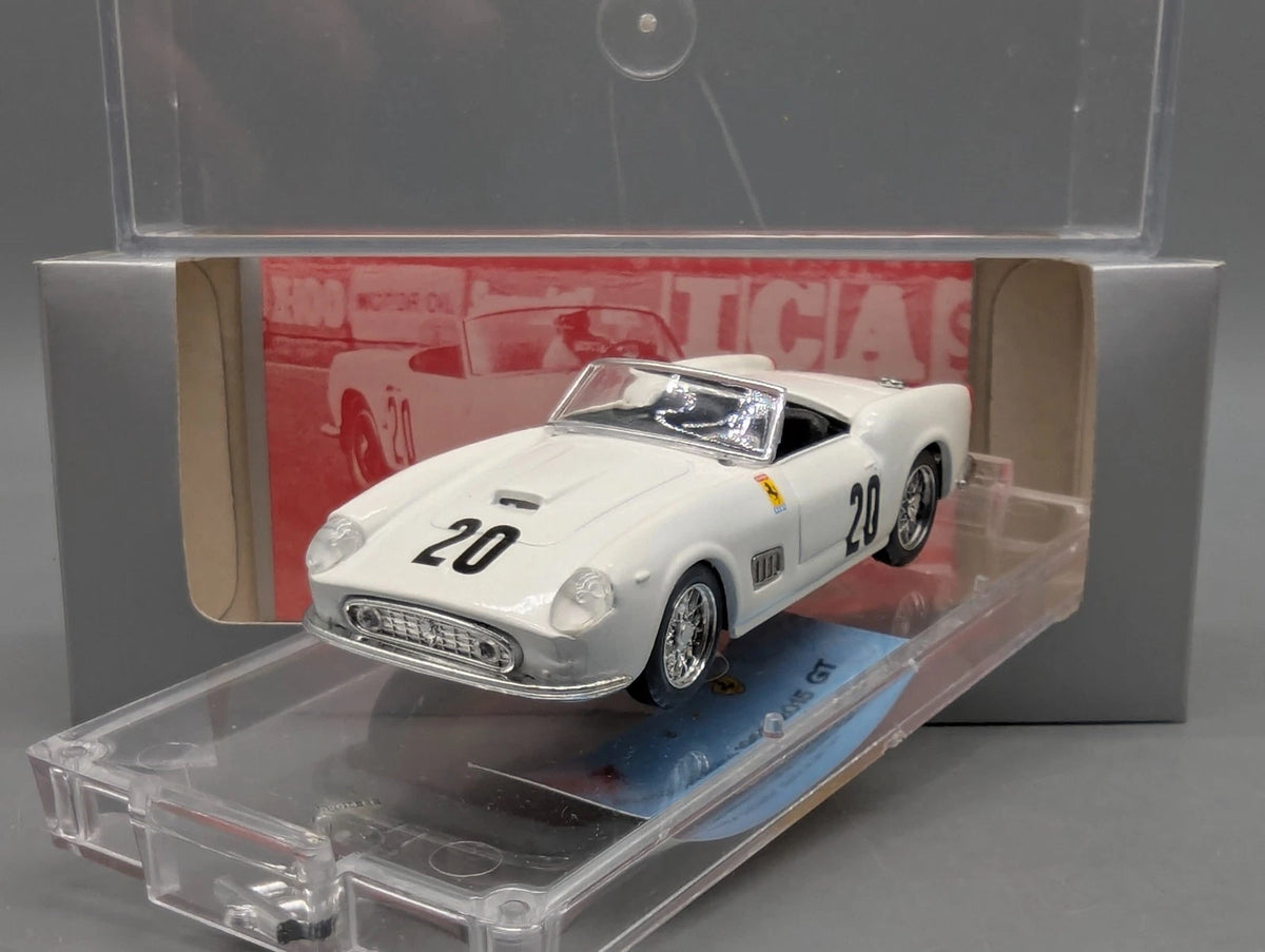 Modellautos 1:43 Vitesse Ferrari 250 Spyder California 24h Le Mans 1960 #20 OVP