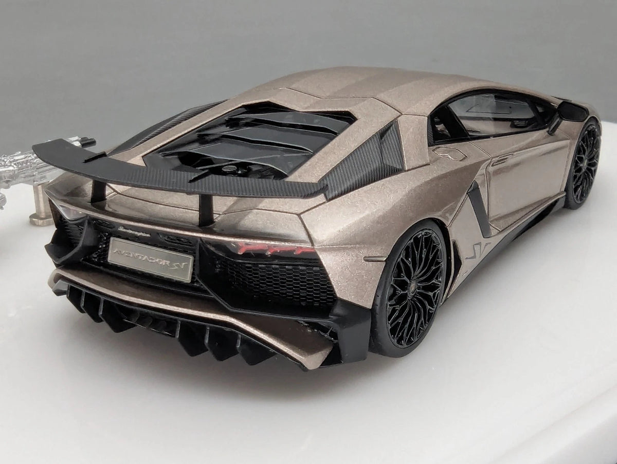 Eidolon Make Up 1:43 Lamborghini Aventador LP750-4 SV 2015 Engine Set 08/30 OVP