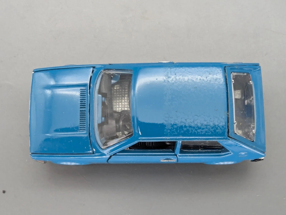 Modellautos 1:43 Schuco 301623 Volkswagen VW Polo in Original Schuco Vitrine