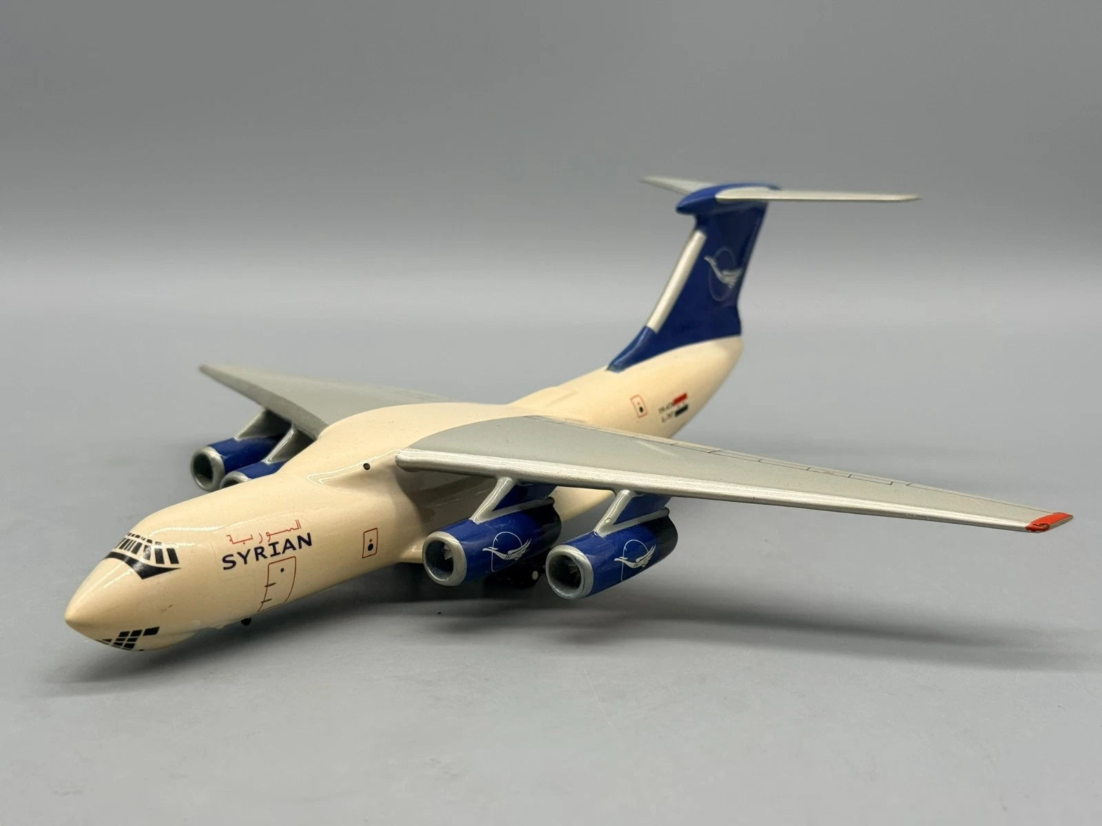 Modellflugzeug 1:400 UNBEKANNT Ilyushin Il-76 Syrian Air