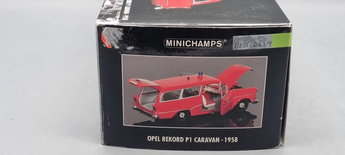 Modellautos 1:18 Minichamps 180 043291 Opel Rekord P1 Caravan Feuerwehr OVP