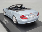 Modellautos 1:43 Minichamps Mercedes Benz SL Klasse Silberblau Met. Dealer OVP