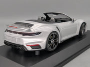 Modellautos 1:18 Minichamps Porsche 911 turbo S Cabriolet 2020 Silber mit OVP