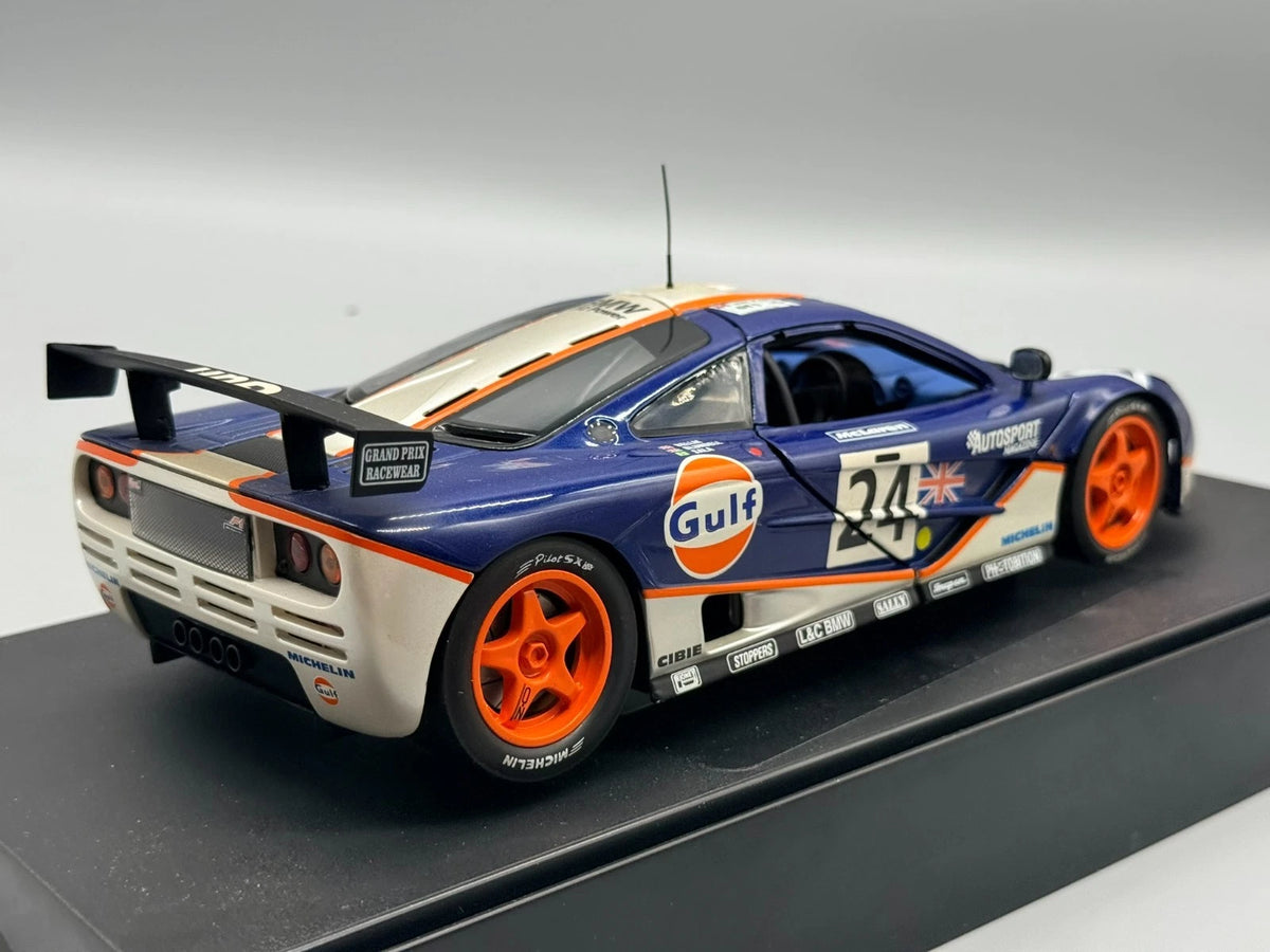 Modellautos 1:18 UT Models McLaren F1 GTR #40 mit OVP