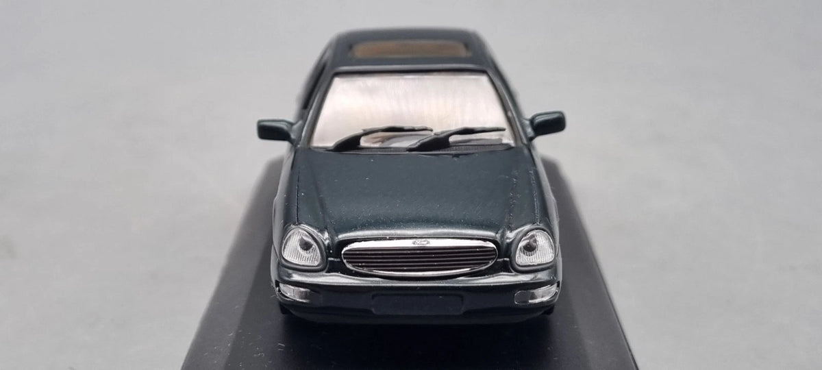 Modellautos 1:43 Minichamps Ford Scorpio Saloon 1995 green metallic OVP
