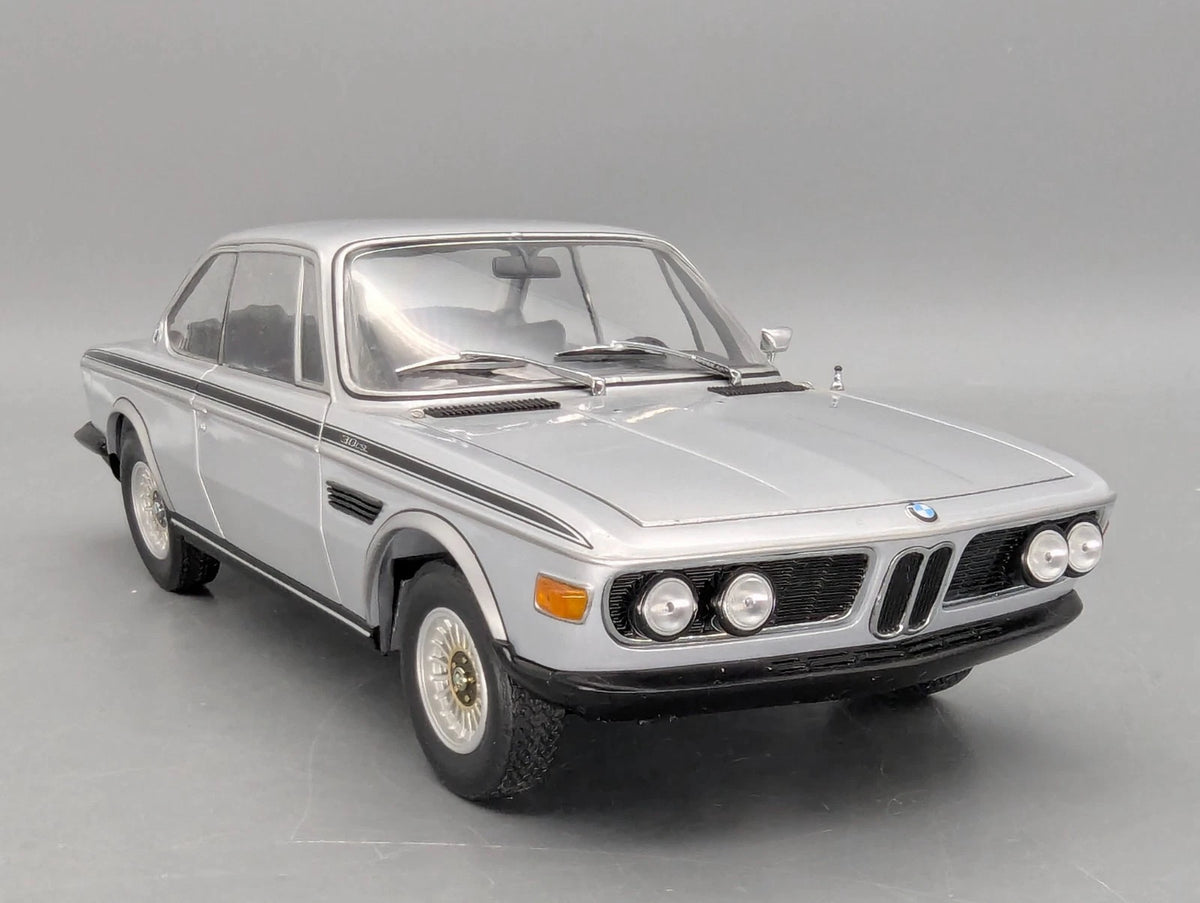 Modellautos 1:18 Minichamps BMW 3.0 CSL 1972 mit OVP