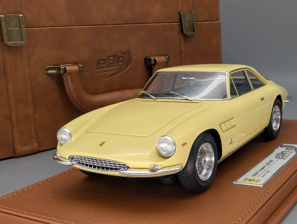 Modellautos 1:18 BBR Ferrari 500 Superfast Serie 2 im Lederkoffer Ltd 01/02 OVP