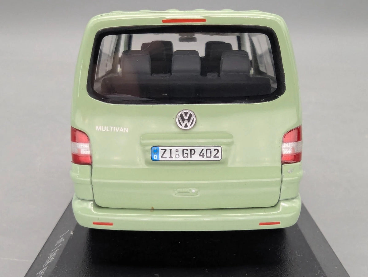 Modellautos 1:43 Minichamps Volkswagen VW T5 Multivan 2003 Lintgrün OVP